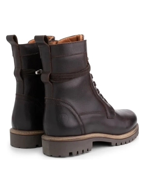 Travelin Boots, Kvinlog